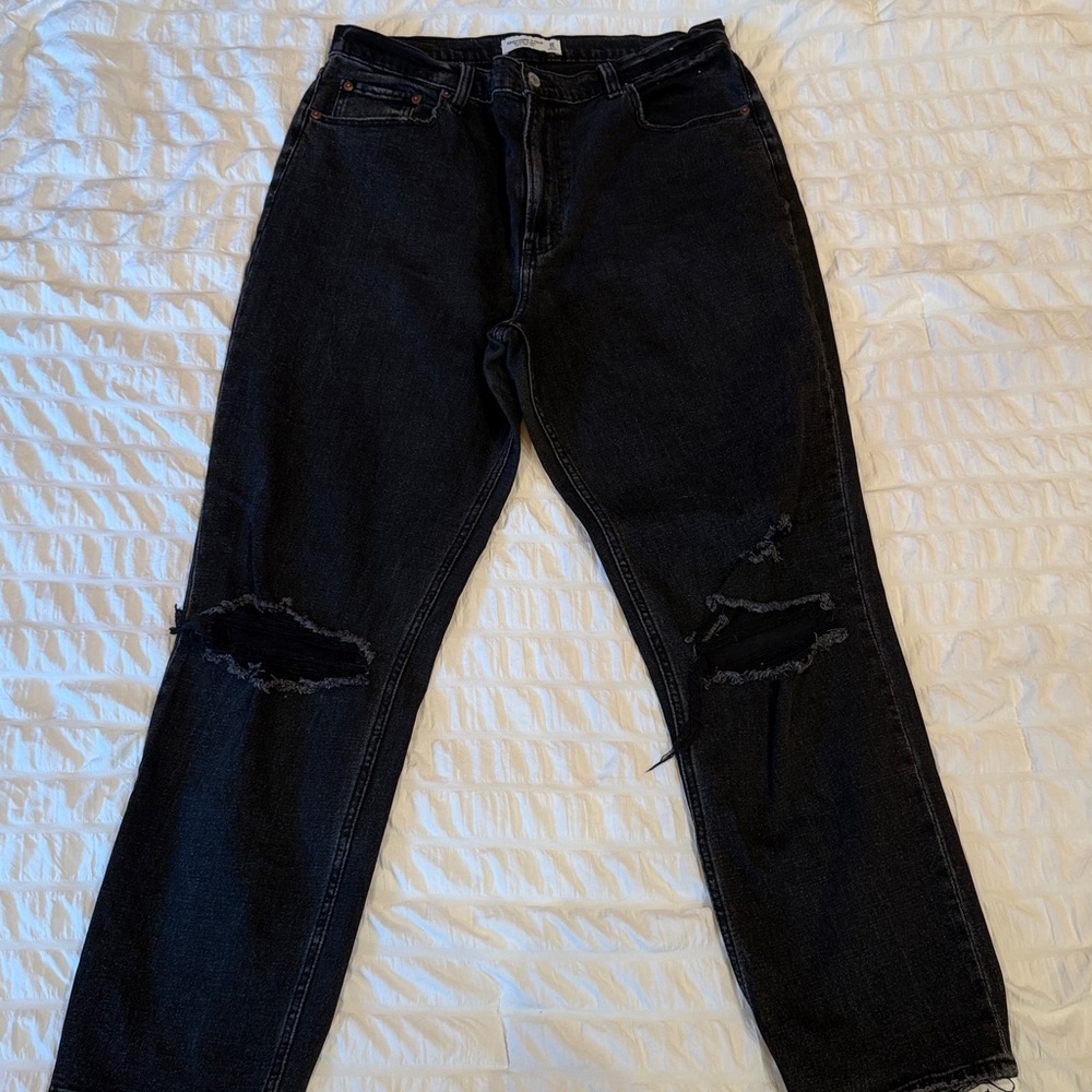 Abercrombie & Fitch Ultra High Rise Ankle Straight Jean Distressed Black Size 32